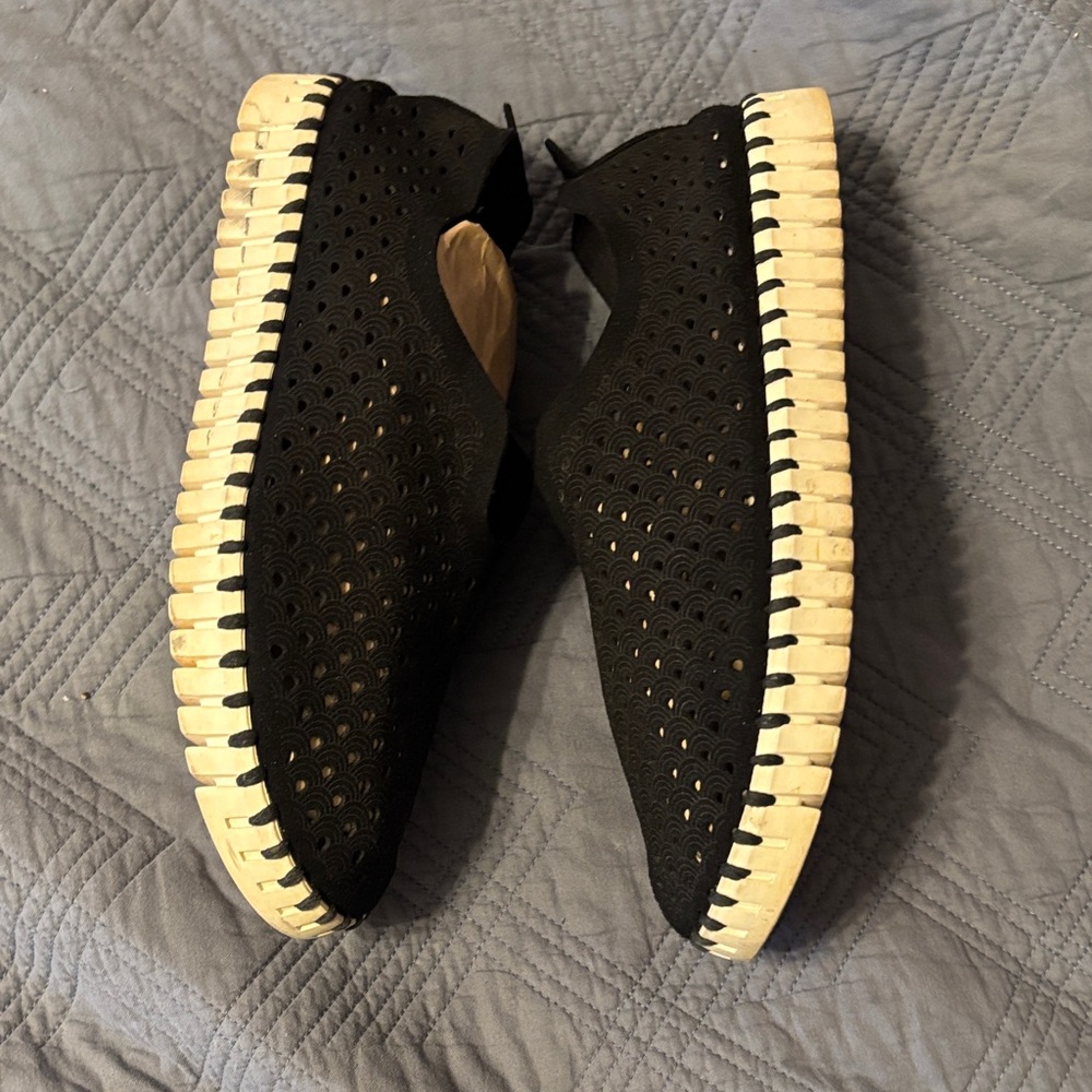 Ilse Jacobsen Black Perforated Suede Slip-On Slippers - Picture 3 of 6